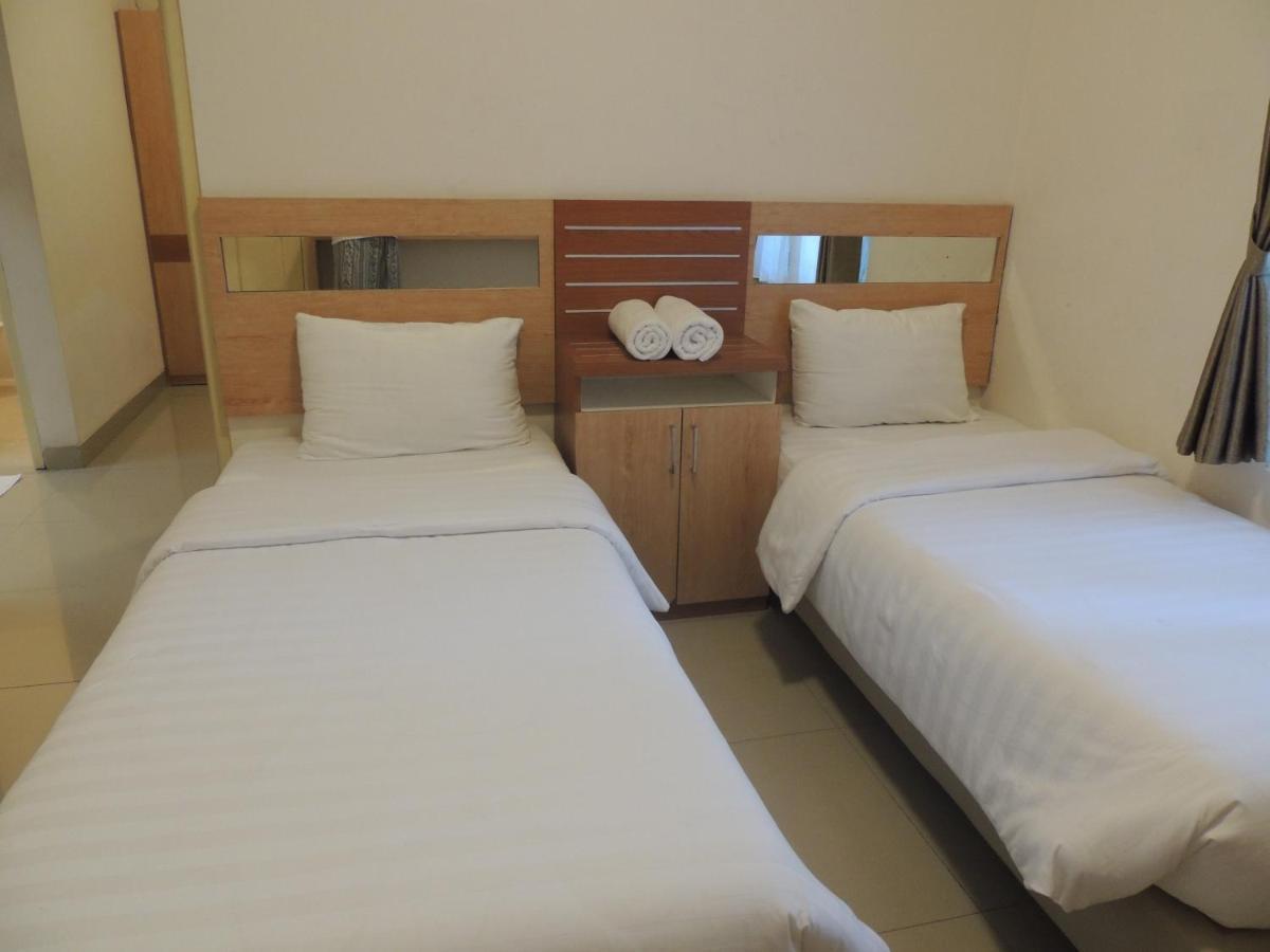 Shabrina Homestay Syariah Kalasan Esterno foto
